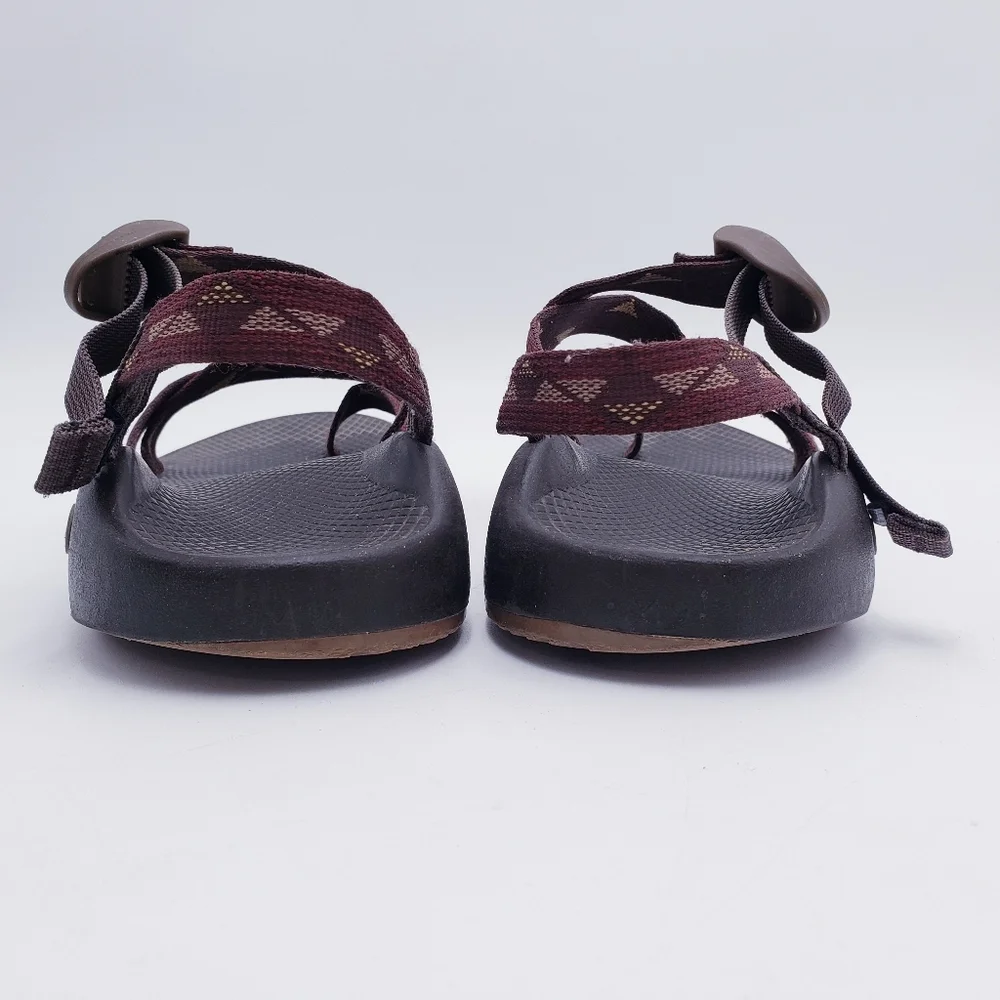 Chaco Men's Size 9 Z/2 Classic Sandals Waterproof Hiking Outdoor Brown Geometric